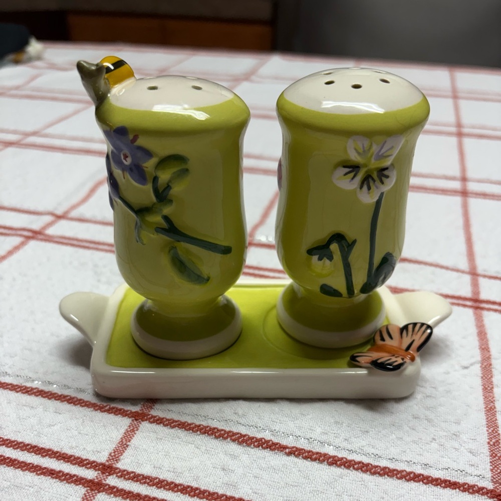 Anthropologie Floral Salt and Pepper Shakers - Green and Yellow